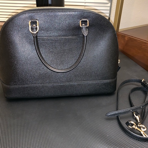 Black COACH handbag/over the shoulder bag - Picture 6 of 6